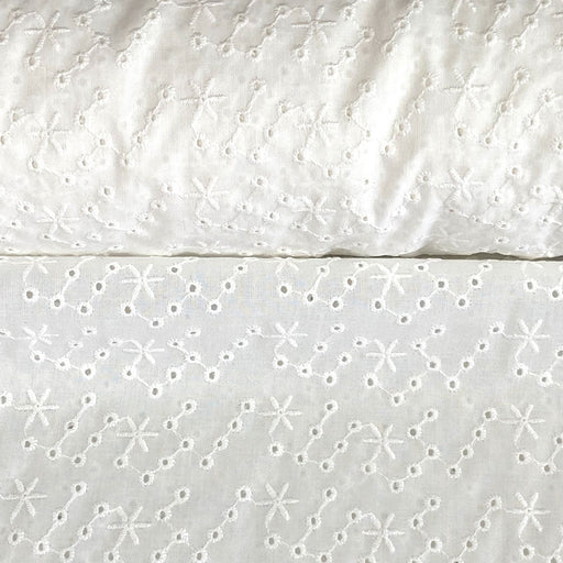 Tissu coton brodé blanc motifs étoile abstraits, 50cm, made in France, tissu Domotex