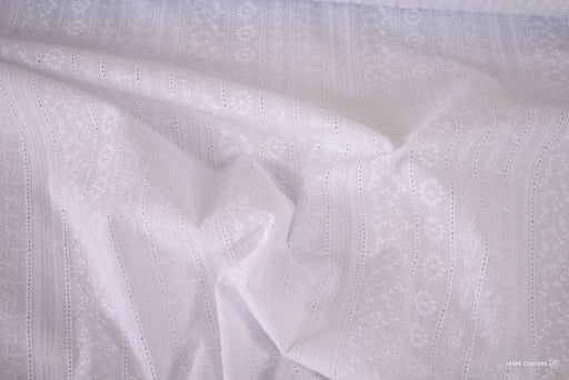 Tissu 100% coton broderie anglaise