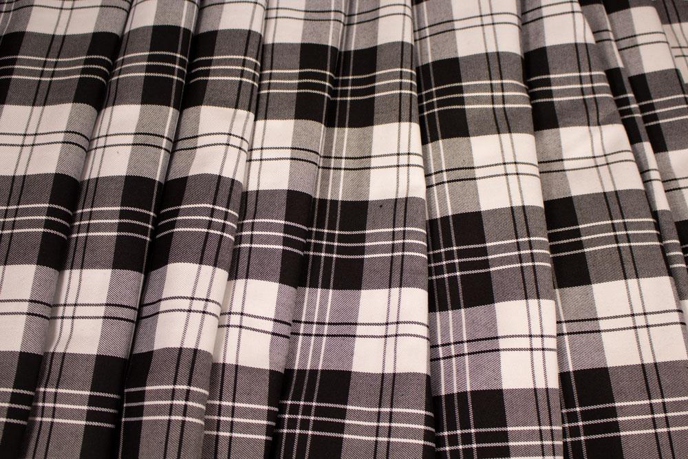 Tissu tartan écossais noir et blanc