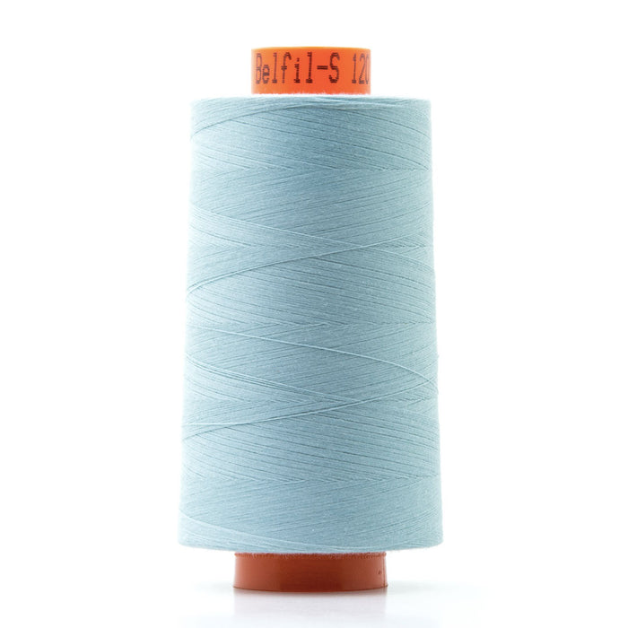 Bobine de fil polyester bleu clair, Cône surjeteuse 5000m Belfil Col 20